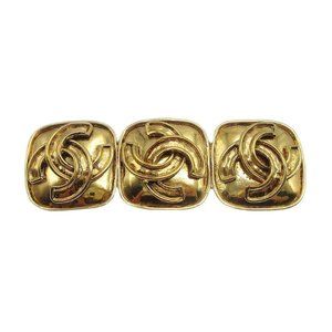 CHANEL Triple CC Charm Brooch Pin Corsage Gold-plated 94P Authentic